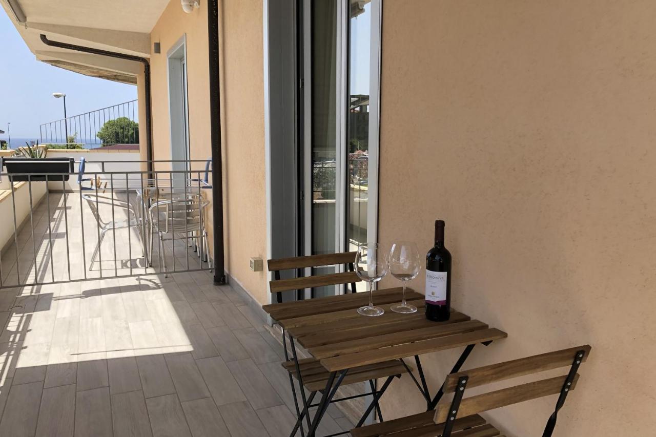 Accomodati B&B Marina di Gioiosa Ionica Exterior photo